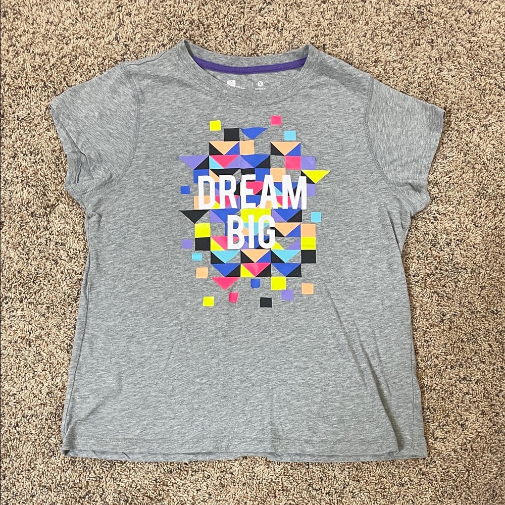Xersion Gray Tee with Colorful Geometric Print
